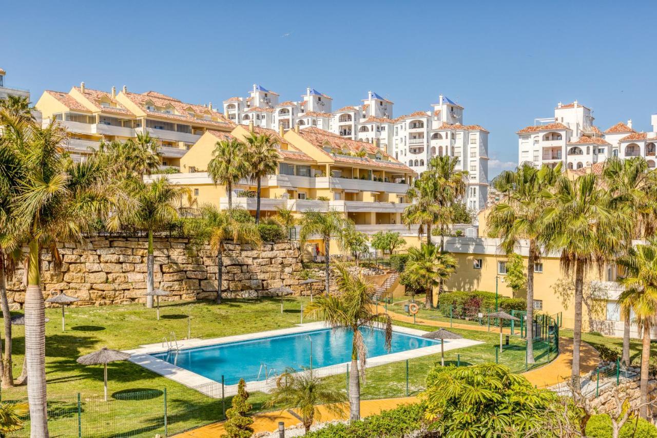 Hanami Puerto Alto PA 1-1 Estepona Esterno foto